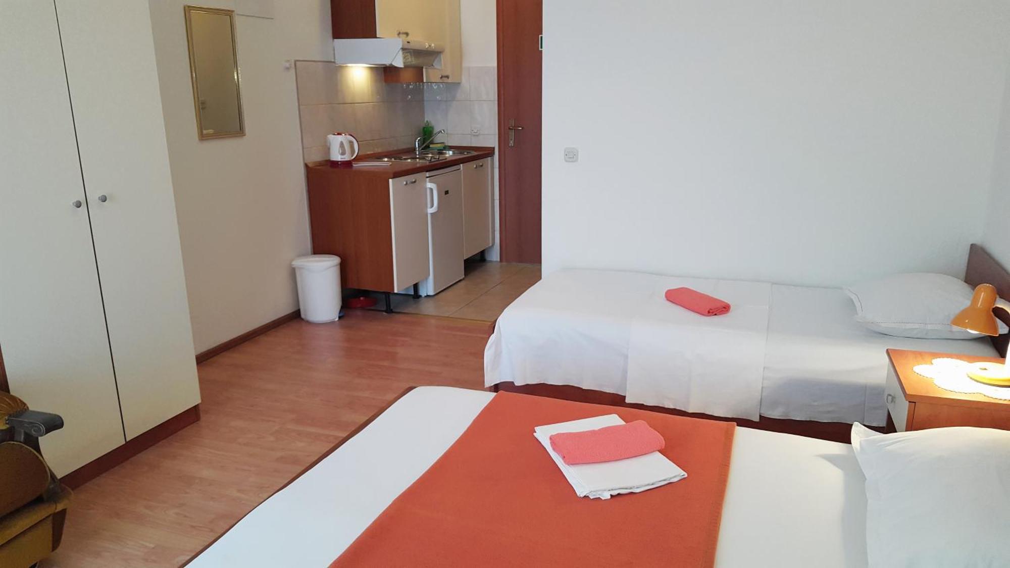 Apartments With A Parking Space Gradac, Makarska - 11332 Gradac  Exterior foto